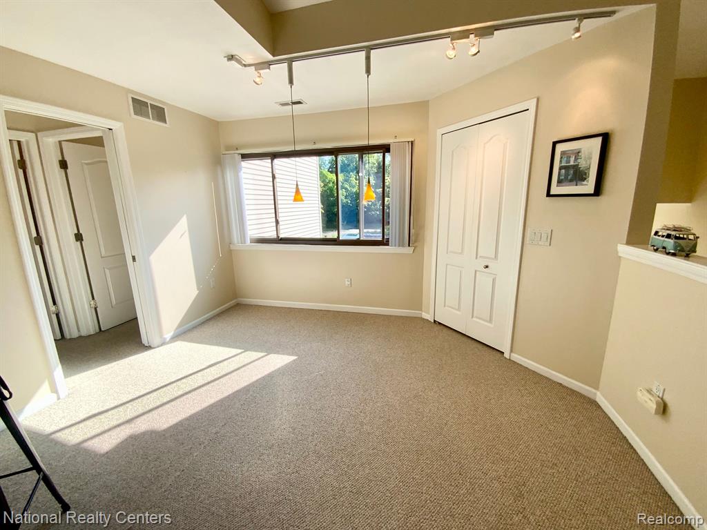 20830 Taft Road Northville, MI 48167 - Photo 5 of 26