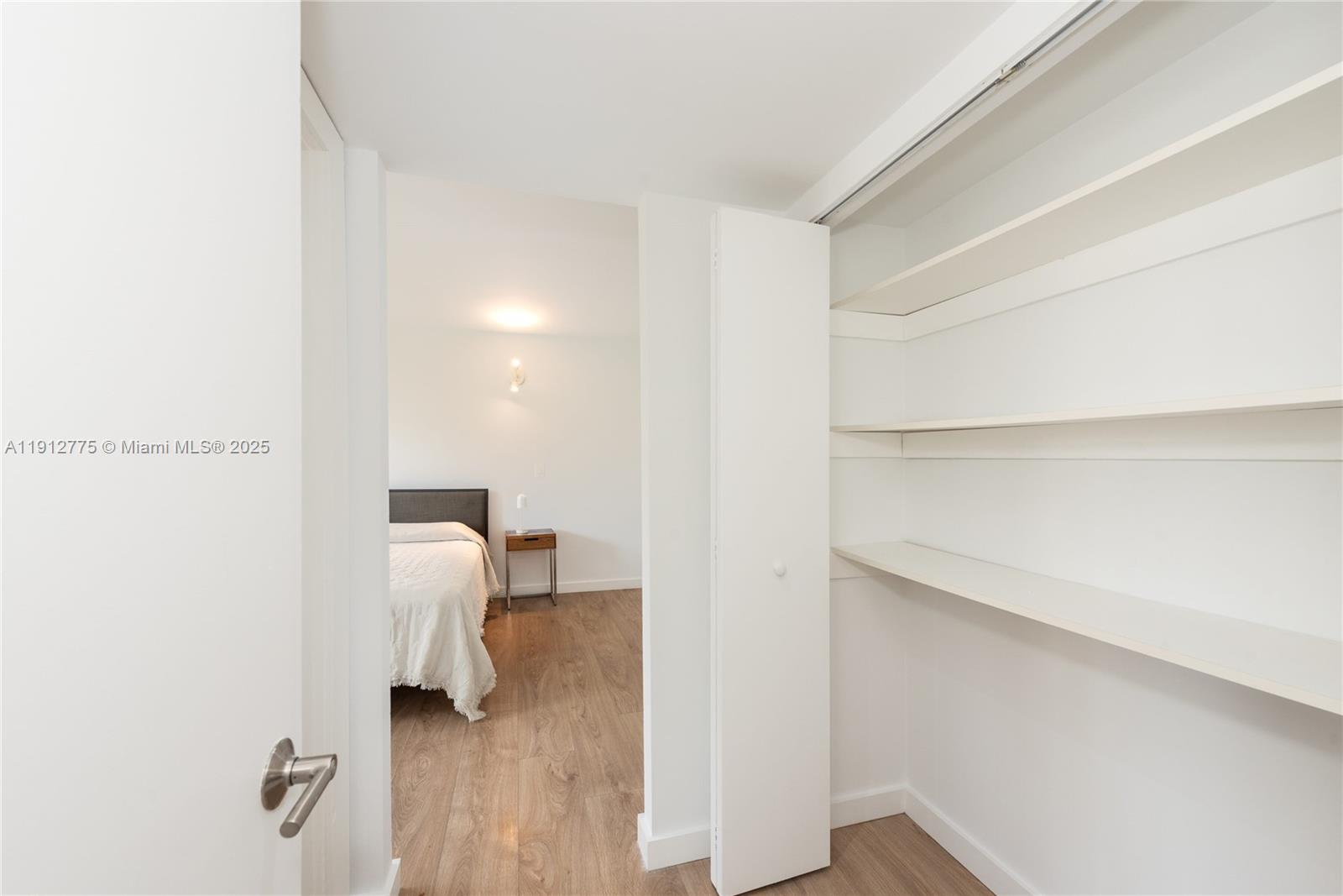 1881 Washington Avenue, Unit 3D Miami Beach, FL 33139 - Photo 11 of 30