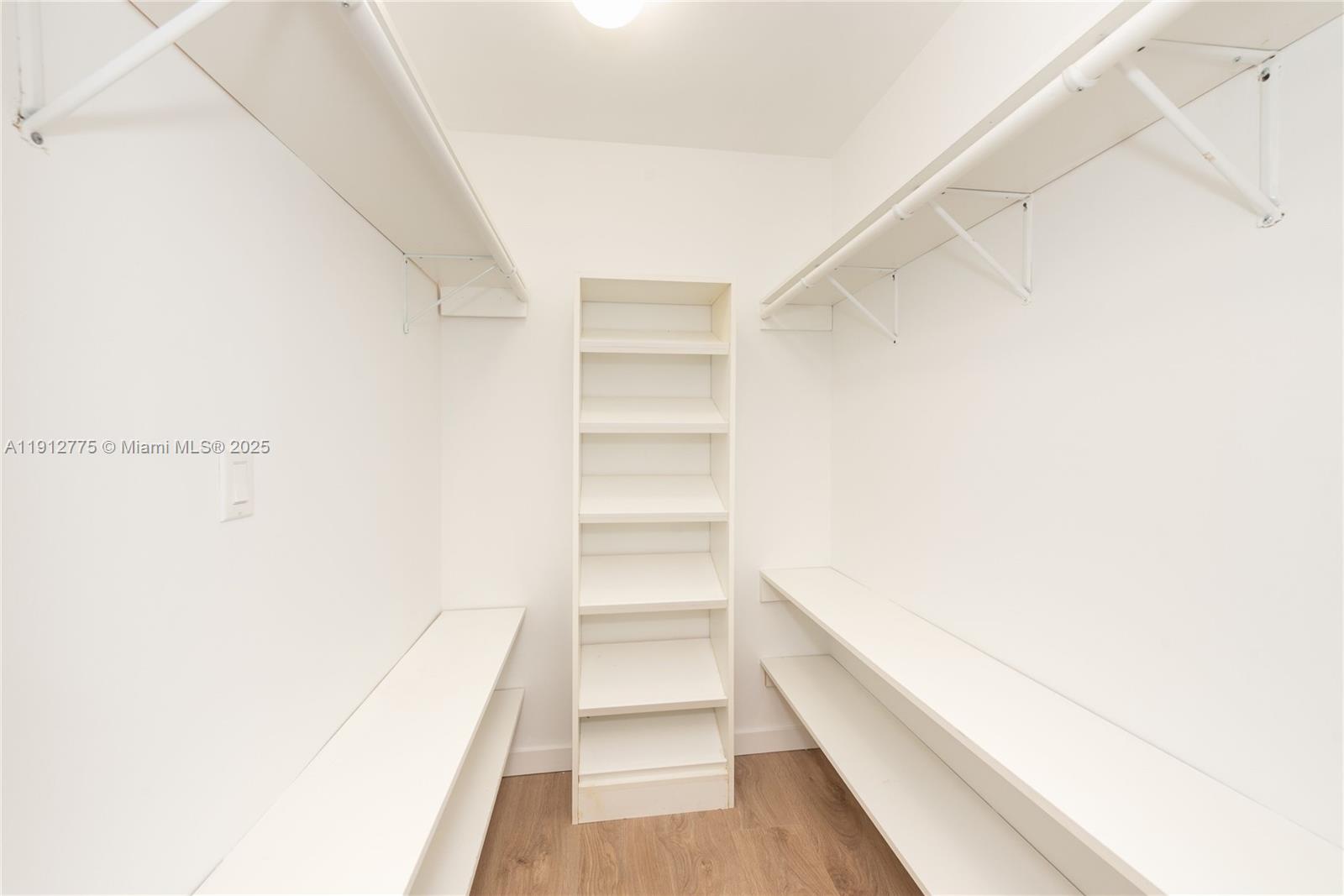 1881 Washington Avenue, Unit 3D Miami Beach, FL 33139 - Photo 13 of 30