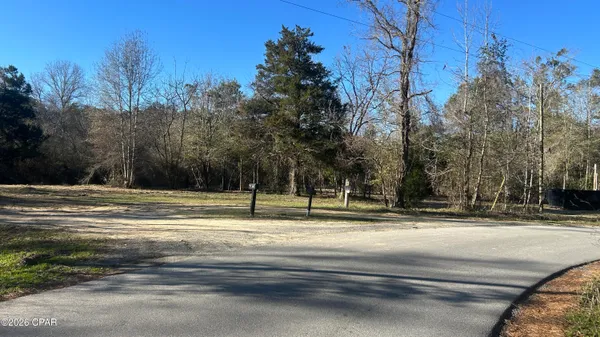 $169,000 | 660 White Creek Road, Ponce de Leon, FL 32455