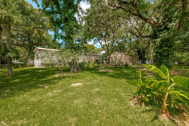 $115,000 | 210 Lake Drive, Freeport, TX 77541