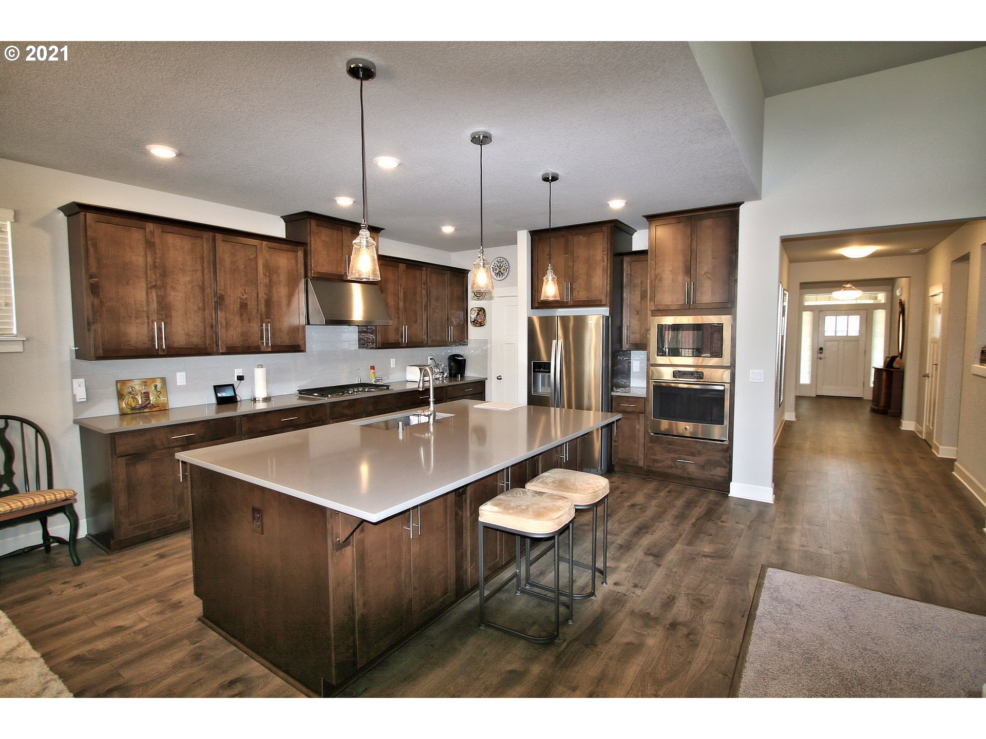 4824 South 18th Drive Ridgefield, WA 98642 - Photo 5 of 29 Kitchen