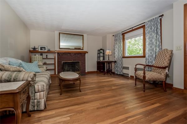 42 Farnham Road Stoughton, MA 02072 - Photo 11 of 22