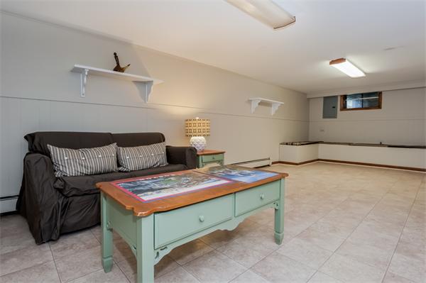 42 Farnham Road Stoughton, MA 02072 - Photo 17 of 22