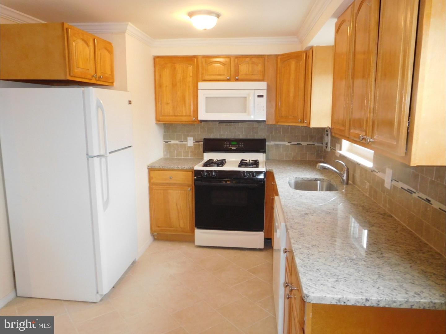 2738 Welsh Road Philadelphia, PA 19152 - Photo 11 of 24 Gallery Image 11