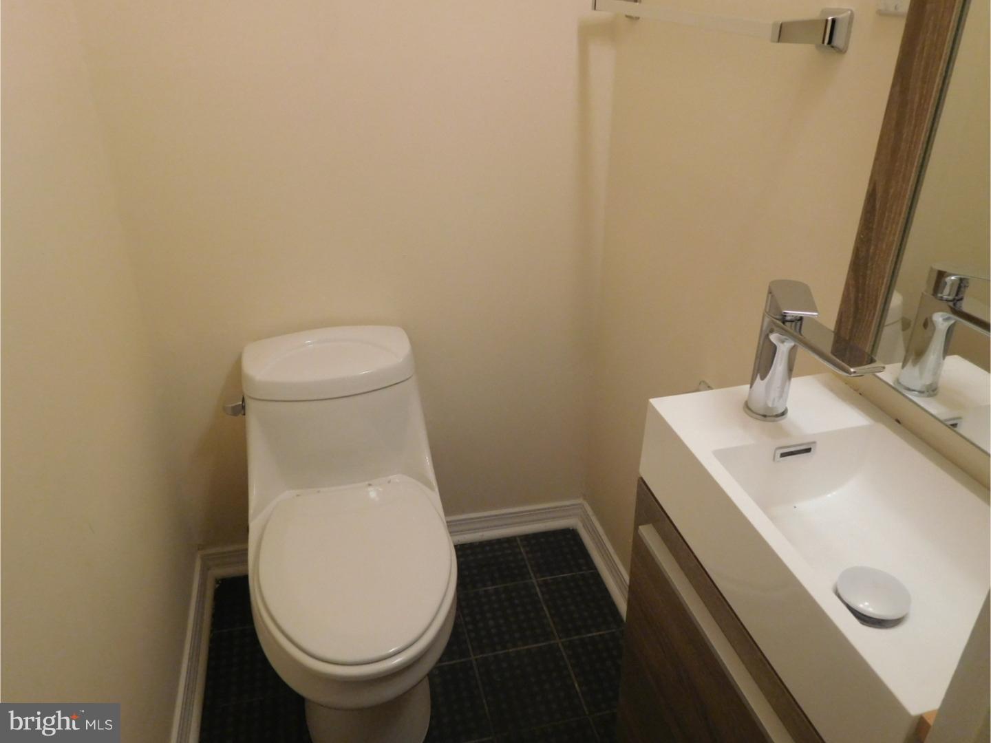 2738 Welsh Road Philadelphia, PA 19152 - Photo 16 of 24 Gallery Image 16