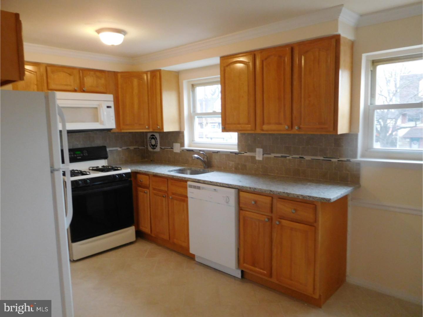 2738 Welsh Road Philadelphia, PA 19152 - Photo 10 of 24 Gallery Image 10