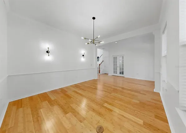 $999,999 | 435 Islebay Drive, Apollo Beach, FL 33572