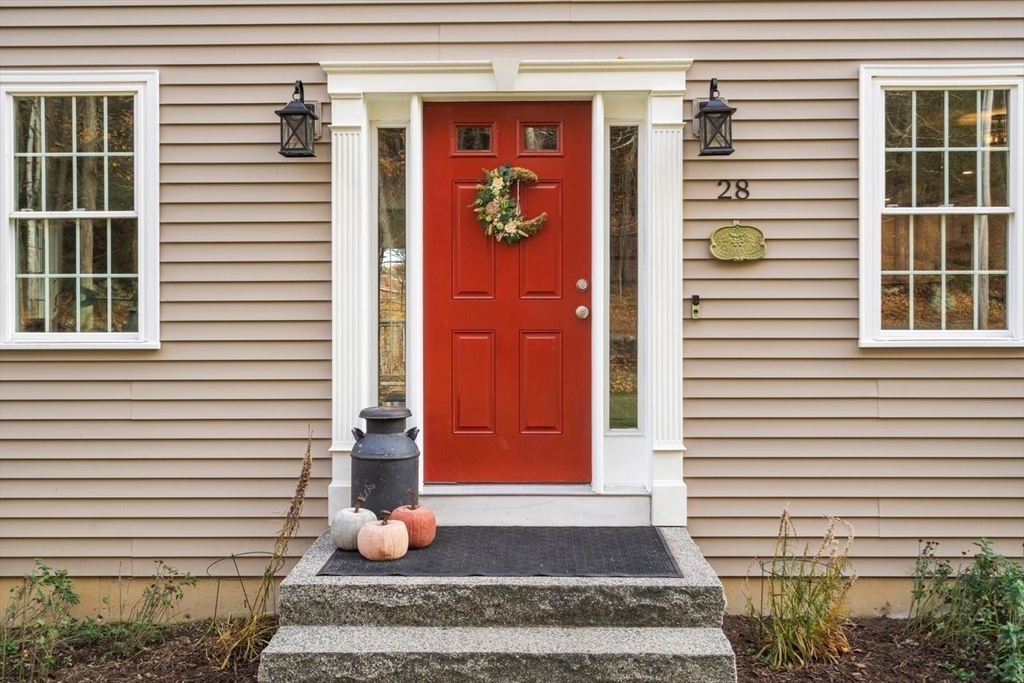 28 Allen Road Sturbridge, MA 01566 - Photo 33 of 33 a view of a entryway door front of a house