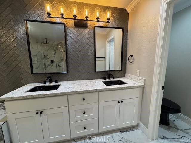 539 South Cinnamon Way Orange, CA 92866 - Photo 11 of 18 a bathroom with a sink and a mirror