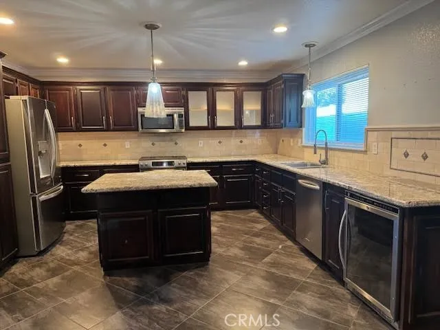 $5,000 | 539 South Cinnamon Way, Orange, CA 92866