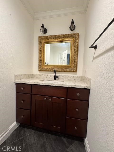 539 South Cinnamon Way Orange, CA 92866 - Photo 8 of 18 a bathroom with a sink and a mirror