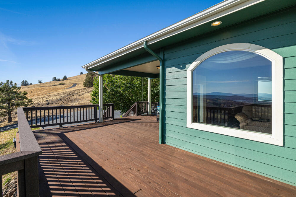 3427 Plum Hill Road Klamath Falls, OR 97601 - Photo 8 of 75 3427PlumHillDr-82