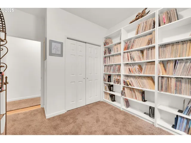 $525,000 | 3825 Brighton Avenue, Eugene, OR 97405