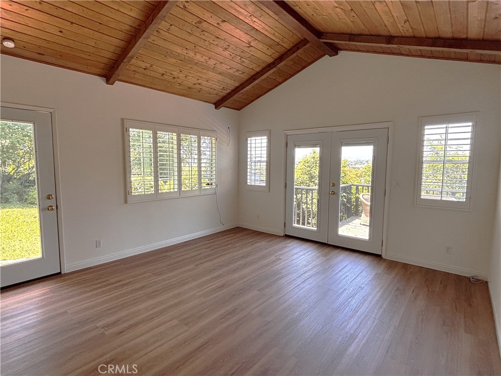 709 Rim Road Pasadena, CA 91107 - Photo 14 of 46
