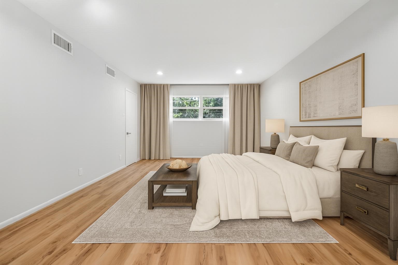 3141 Bissonnet Street Houston, TX 77005 - Photo 34 of 45 a bedroom with a bed and wooden floor