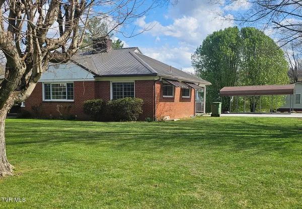 $199,900 | 612 Oakwood Avenue, Pennington Gap, VA 24277