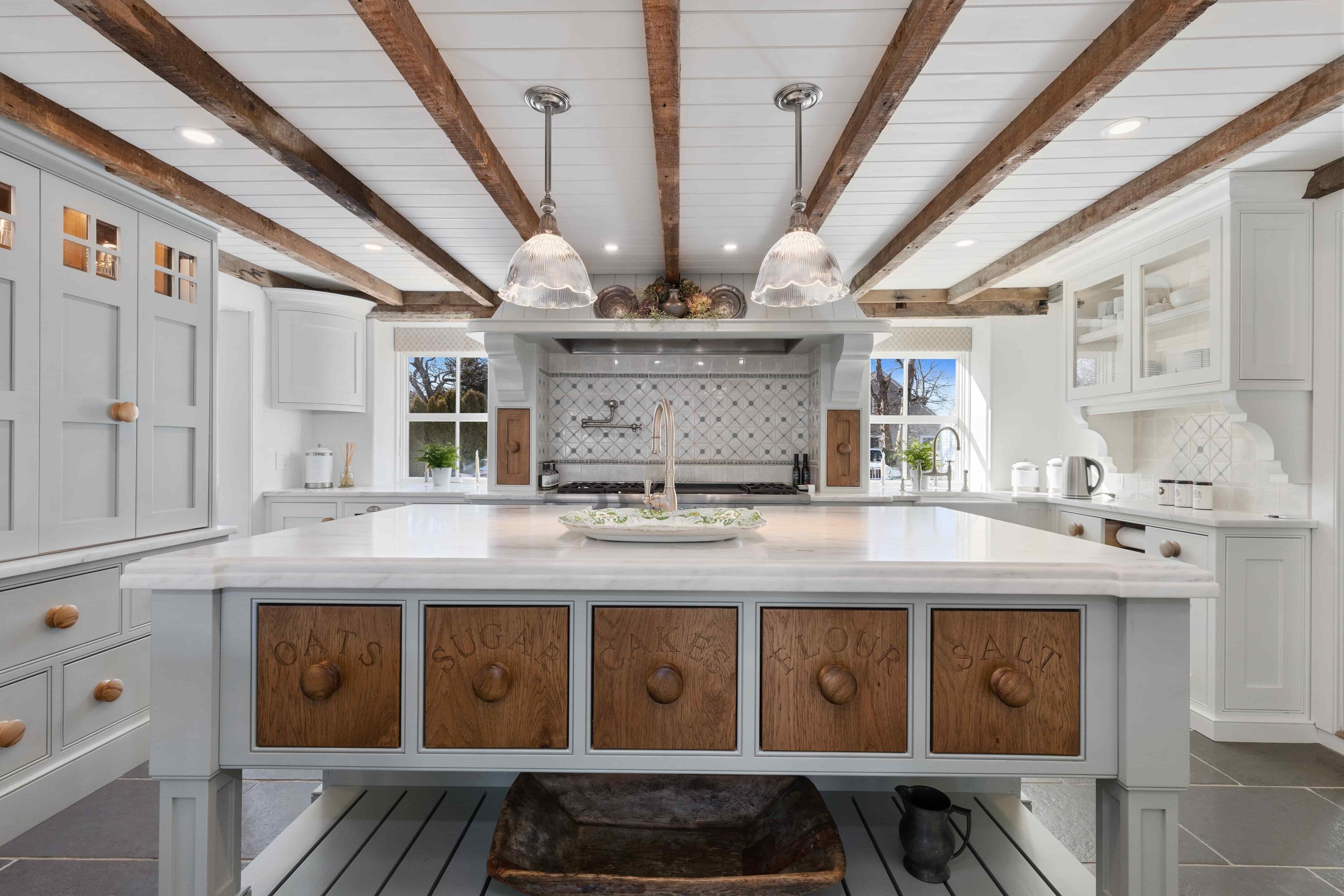364 Old Harbor Road Chatham, MA 02633 - Photo 17 of 42 20_Int_Kitchen_50-print-364-old-harbor-r