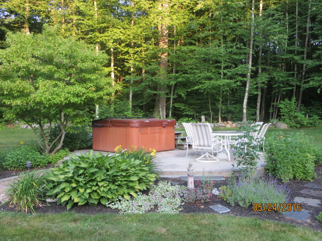 28 Crestview Terrace Stratham, NH 03885 - Photo 12 of 36 Gallery Image 12