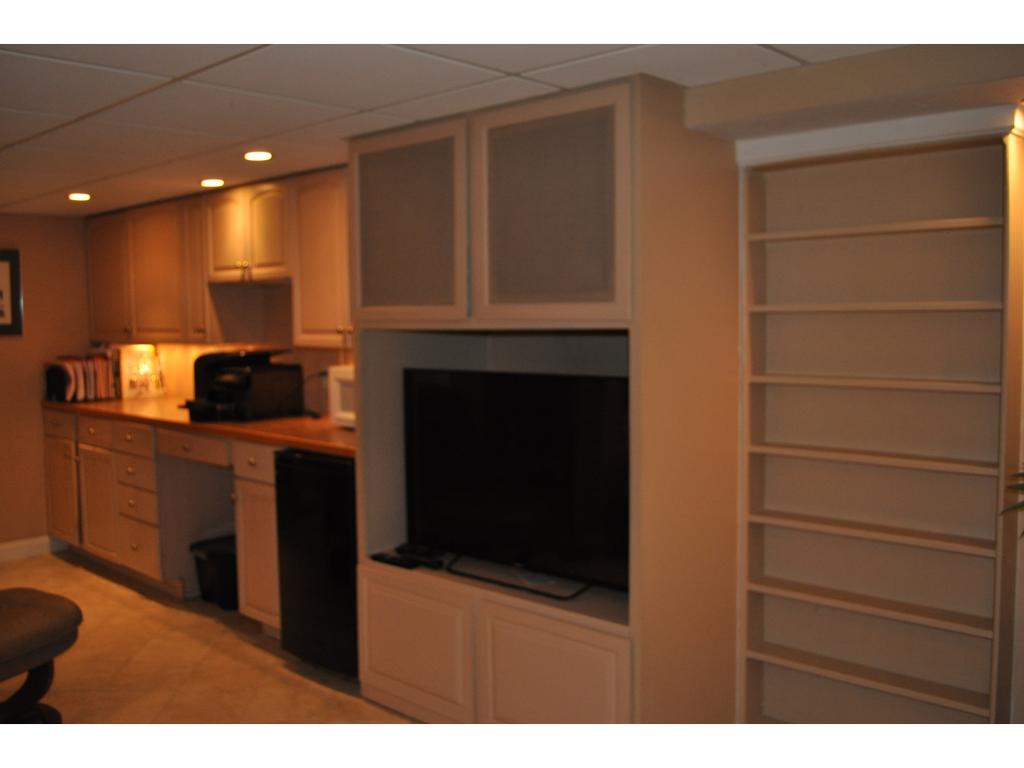 28 Crestview Terrace Stratham, NH 03885 - Photo 20 of 36 Gallery Image 20