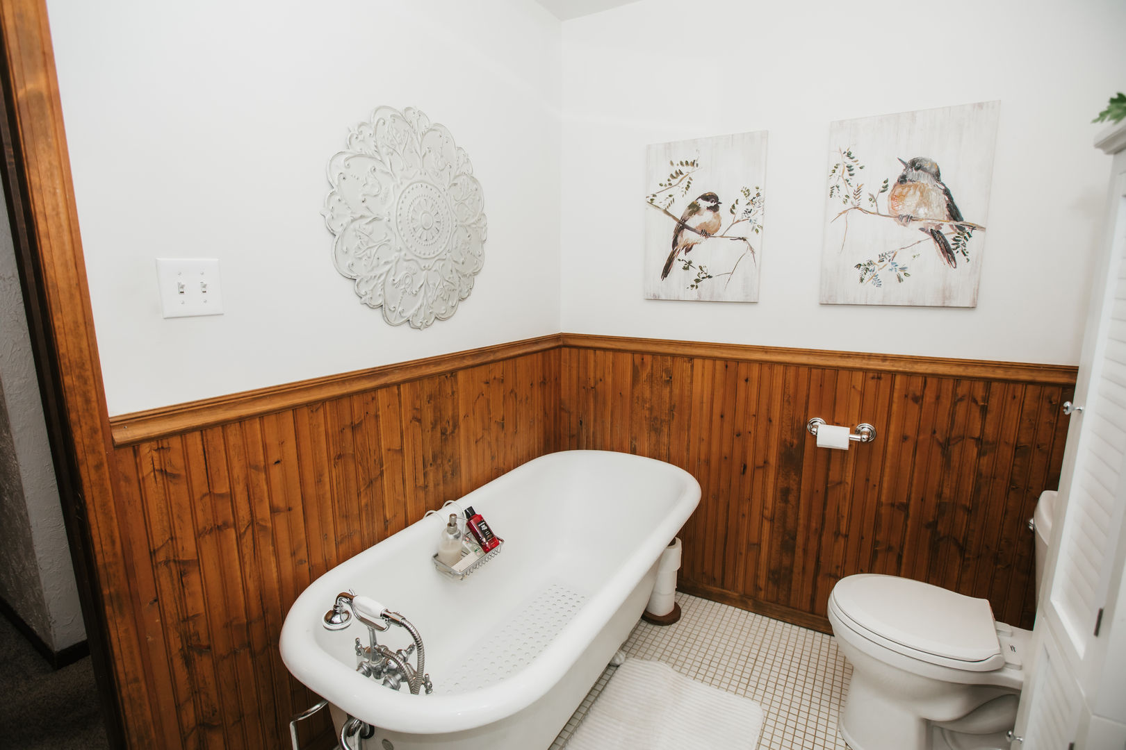 518 Brandywine Circle Varna, IL 61375 - Photo 15 of 44 a bathroom with a toilet and a sink