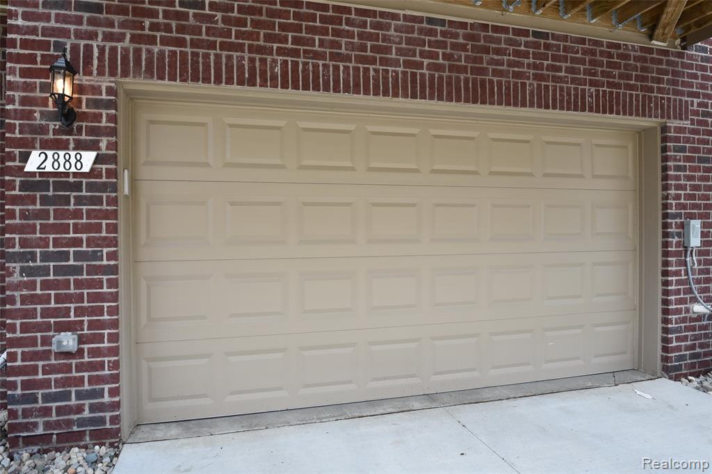 2888 Glenbar Circle Rochester, MI 48307 - Photo 35 of 38