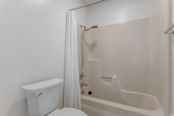$110,000 | 4501 Wheeling Avenue, Unit 5E5, Muncie, IN 47304