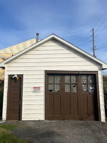 $135,000 | 38 Whitney Avenue, Binghamton, NY 13901