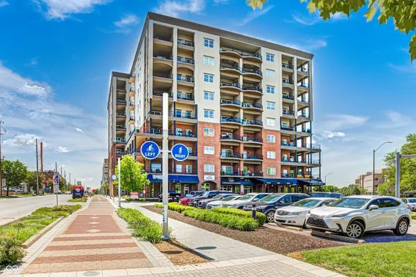 $674,900 | 435 Virginia Avenue, Unit 302, Indianapolis, IN 46203
