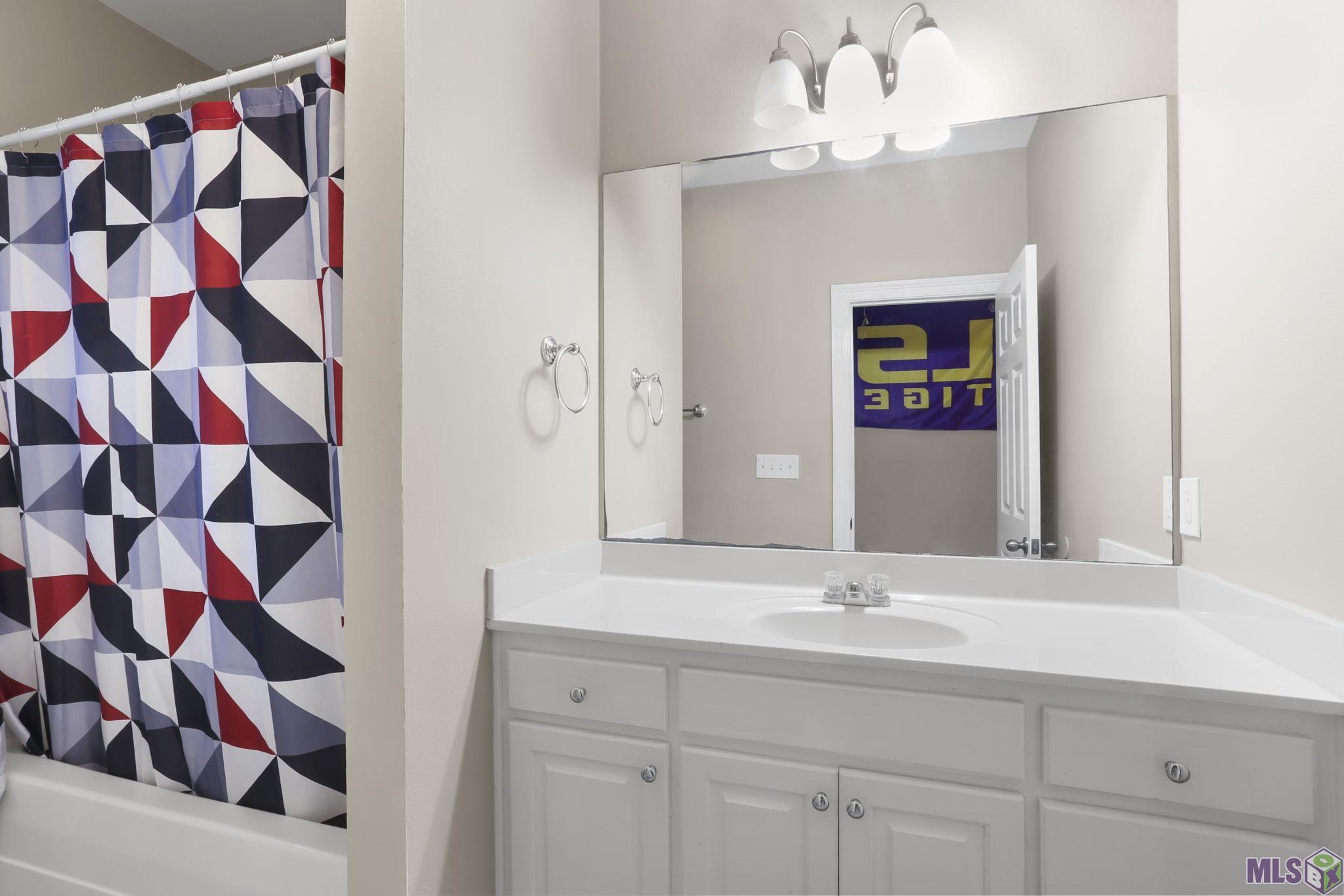 4053 Northshore Avenue Baton Rouge, LA 70820 - Photo 14 of 18 Gallery Image 14