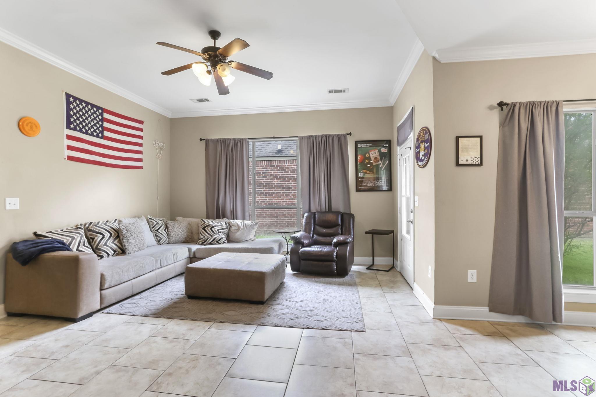 4053 Northshore Avenue Baton Rouge, LA 70820 - Photo 3 of 18 Gallery Image 3