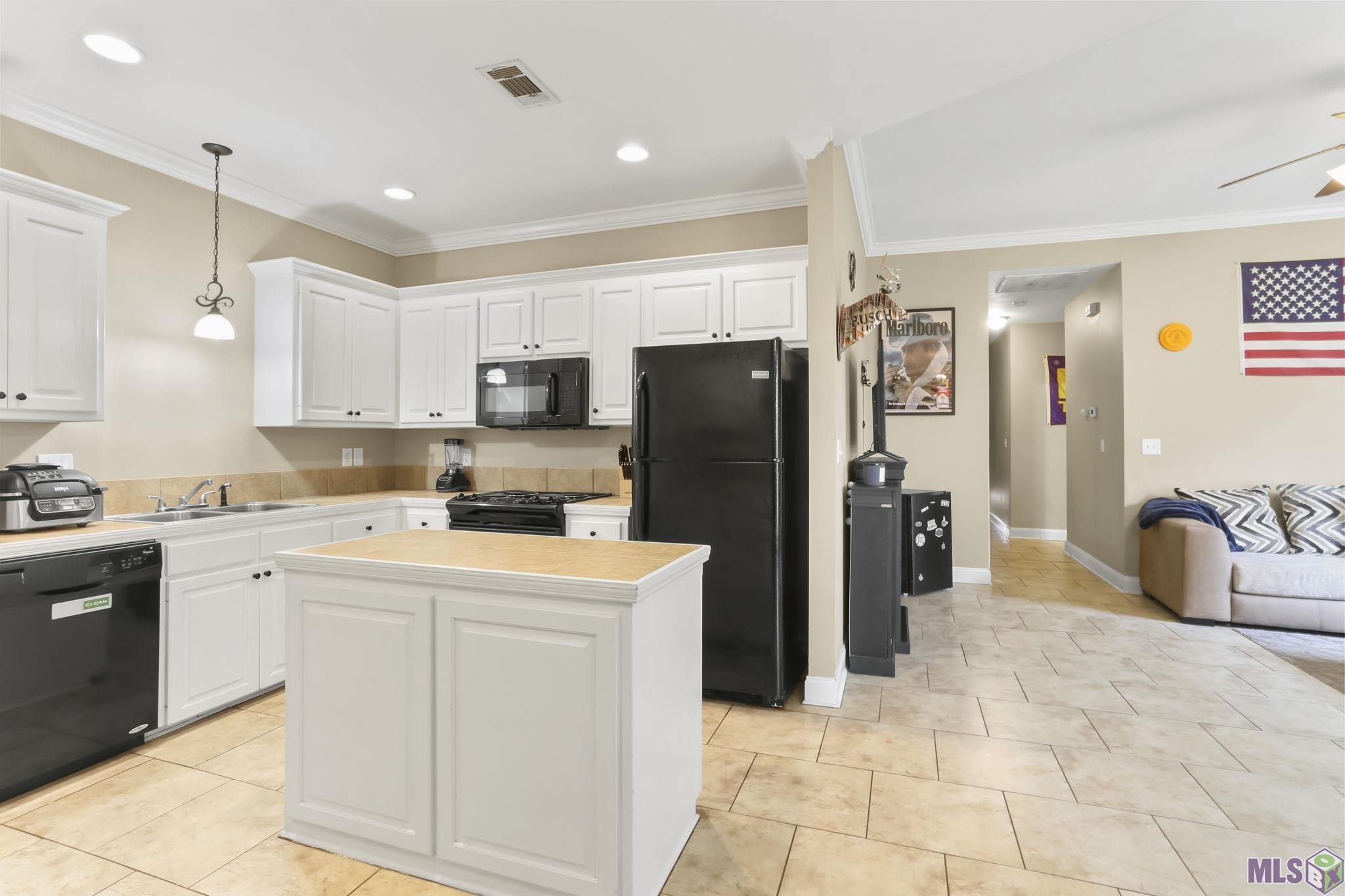 4053 Northshore Avenue Baton Rouge, LA 70820 - Photo 6 of 18 Gallery Image 6