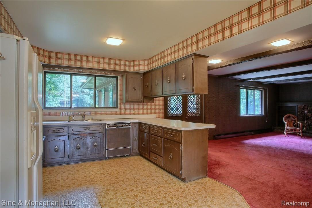 4765 Ketchum Road St. Clair, MI 48079 - Photo 10 of 28 Kitchen_2nd_View.jpg