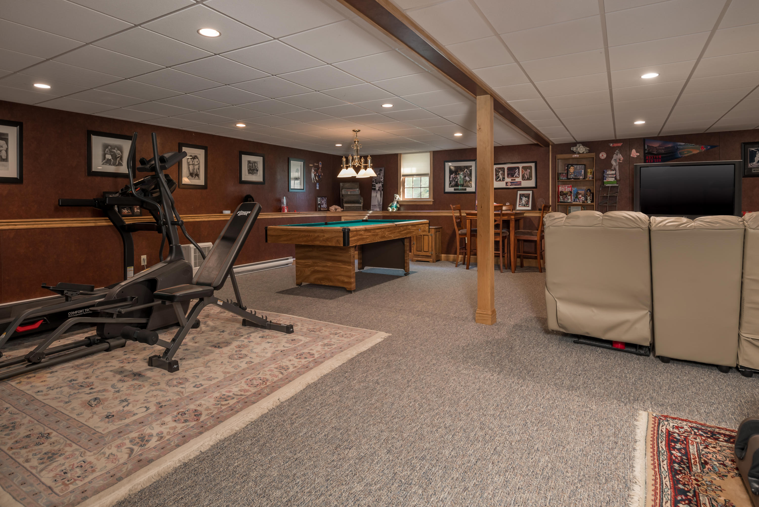 68 Newhall Road Wells, ME 04090 - Photo 33 of 38 Family Room 1