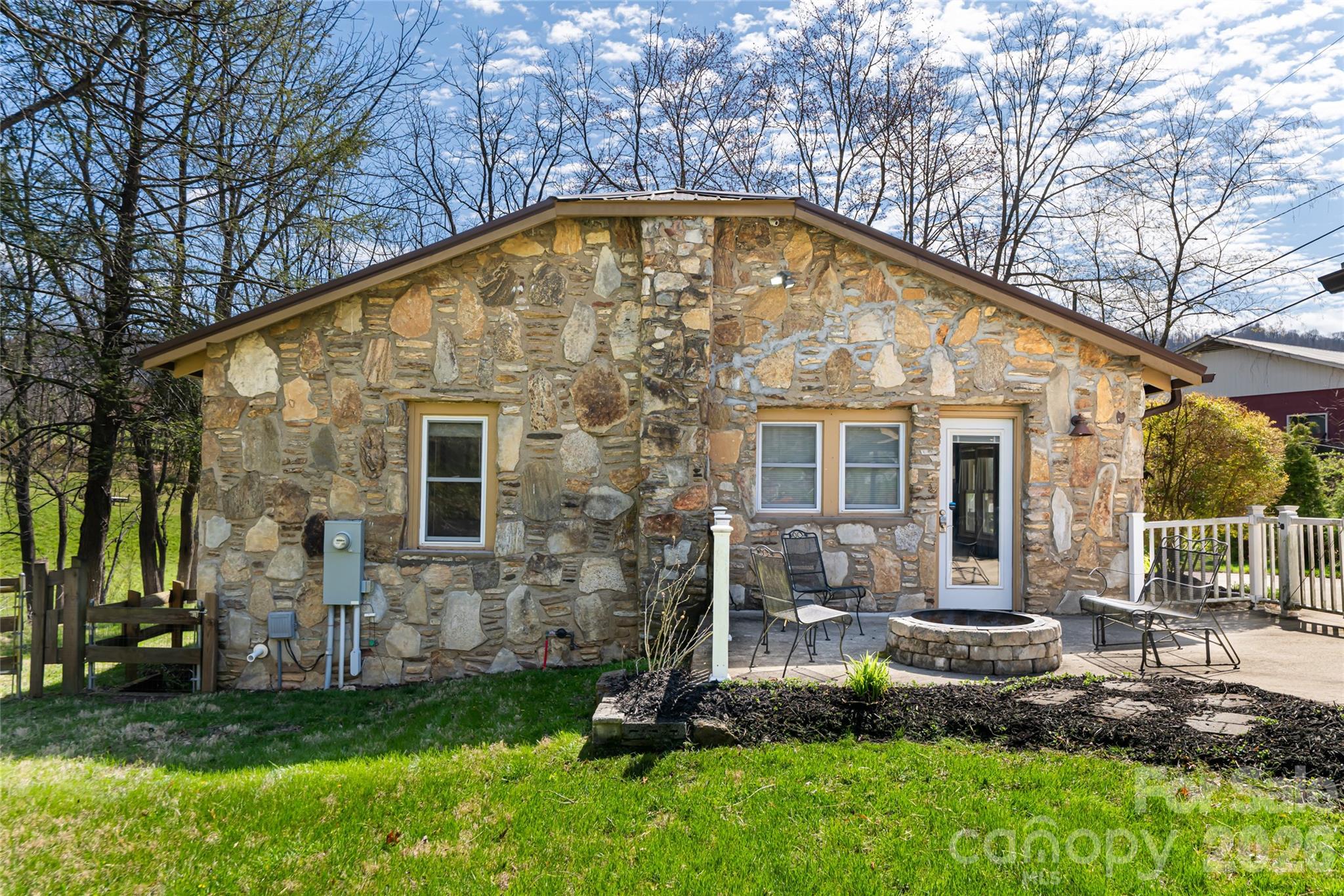 86 Rolling Hills Road Canton, NC 28716 - Photo 30 of 48