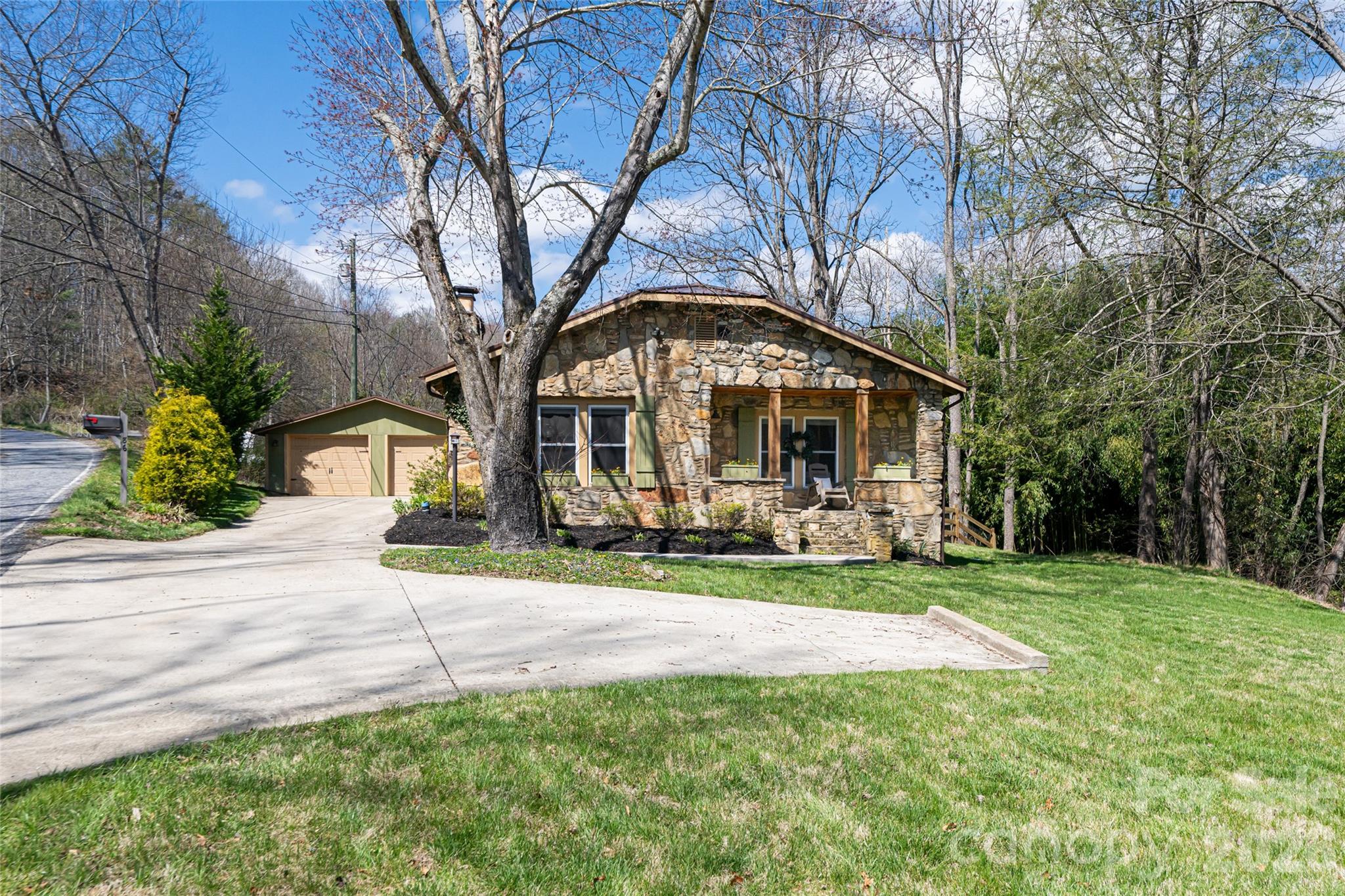 86 Rolling Hills Road Canton, NC 28716 - Photo 47 of 48