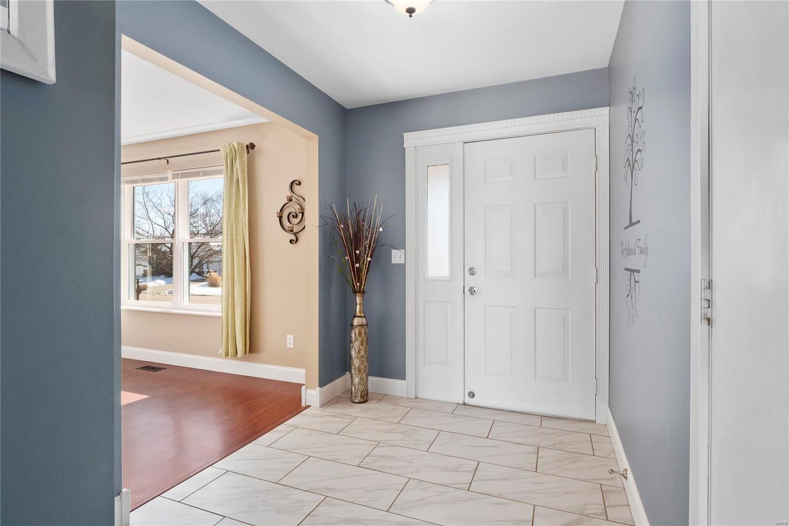 1017 Pasture Ridge Drive St. Peters, MO 63376 - Photo 3 of 27 Gallery Image 3