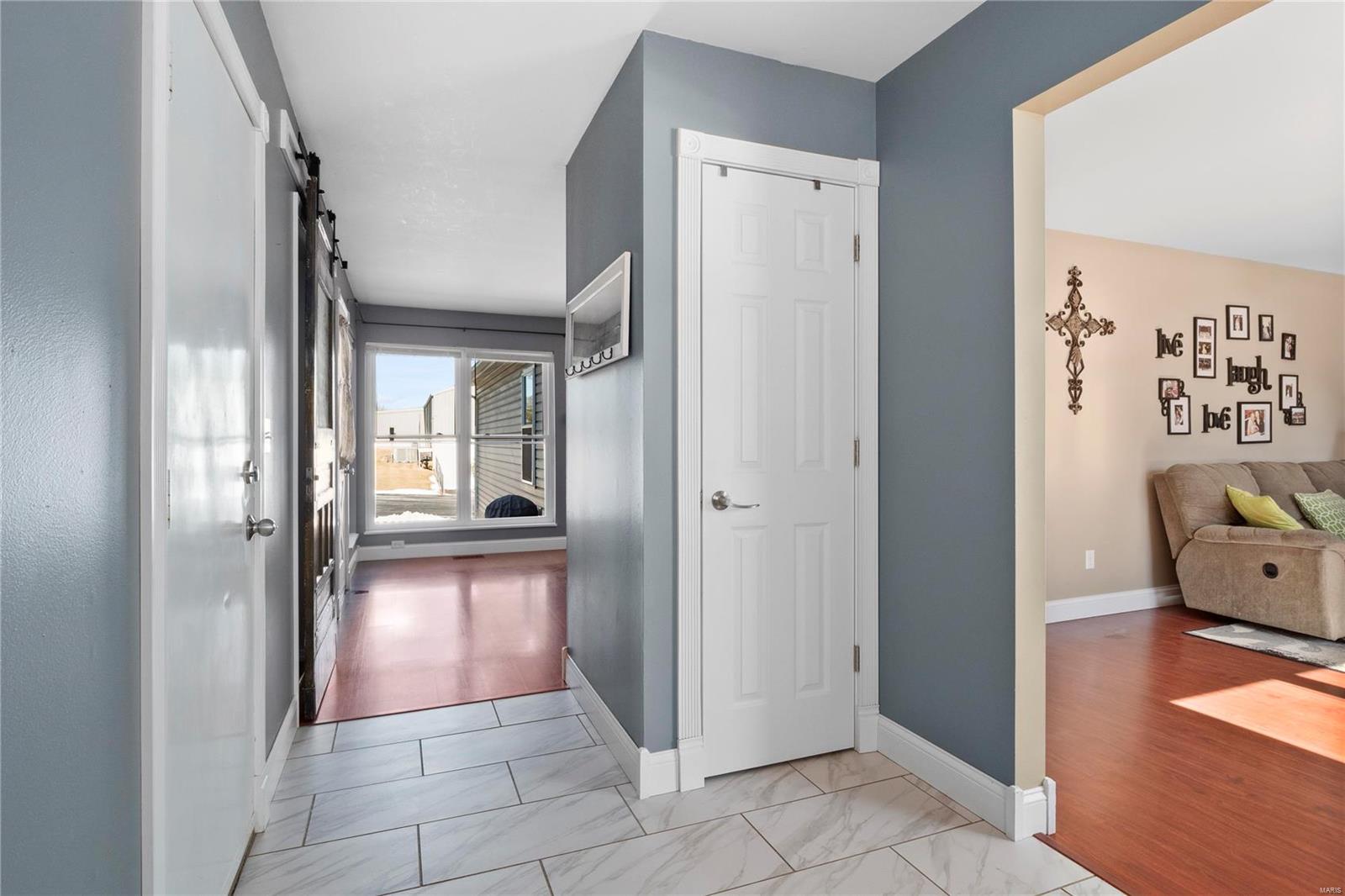 1017 Pasture Ridge Drive St. Peters, MO 63376 - Photo 4 of 27 Gallery Image 4