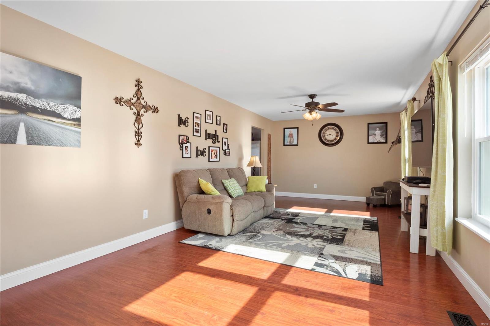 1017 Pasture Ridge Drive St. Peters, MO 63376 - Photo 6 of 27 Gallery Image 6