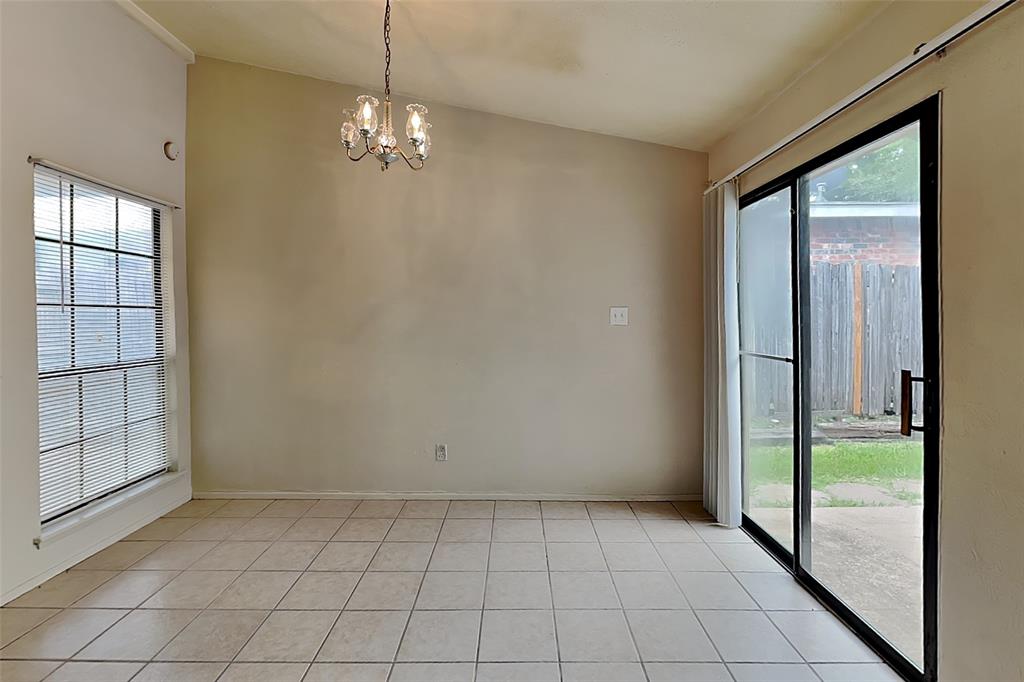 7313 Pineberry Road Dallas, TX 75249 - Photo 6 of 18