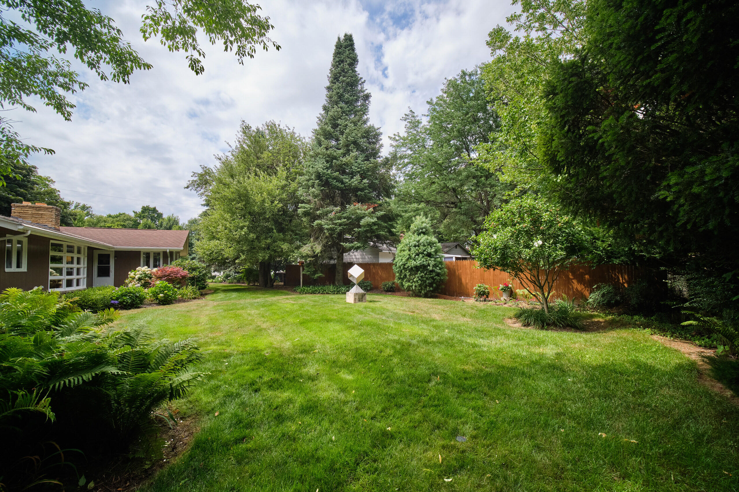 212 Pinecrest Road Whitehall, MI 49461 - Photo 54 of 77 212_Pinecrest_Rd-55