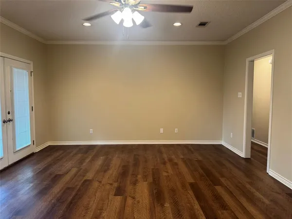 $2,000 | 6918 Sayle Street, Greenville, TX 75402