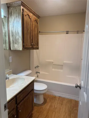 $2,000 | 6918 Sayle Street, Greenville, TX 75402