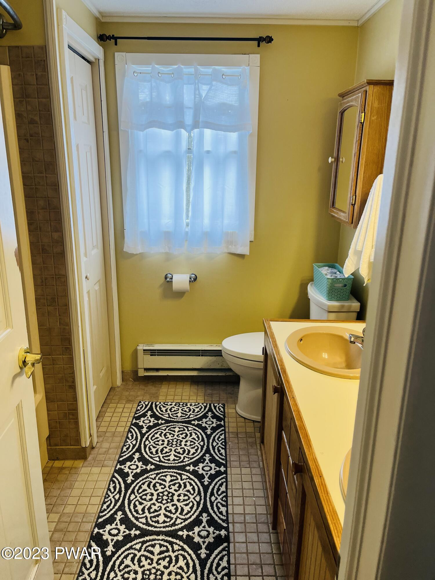440 Prospect Street Hawley, PA 18428 - Photo 6 of 38