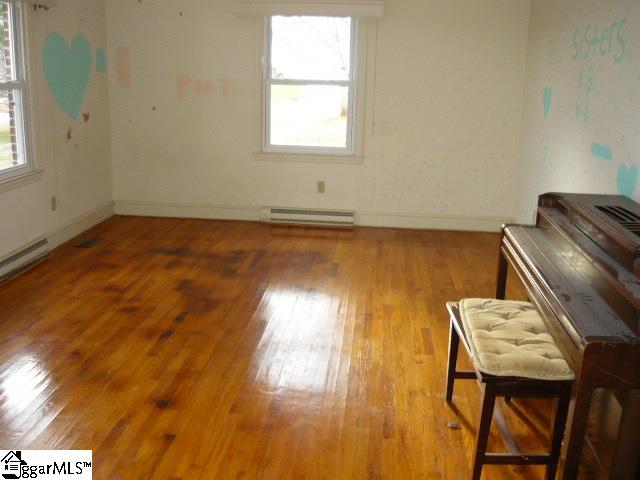 305 Latham Road Easley, SC 29640 - Photo 4 of 16 Gallery Image 4