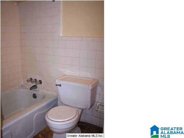 1006 Cherry Street Weaver, AL 36277 - Photo 14 of 27