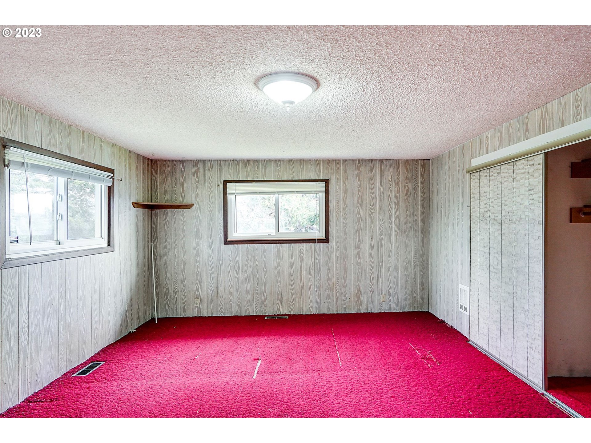 15770 Salt Creek Road Dallas, OR 97338 - Photo 16 of 28 Gallery Image 16