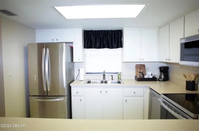 $269,900 | 2100 Ocean Shore Boulevard, Unit 1110, Ormond Beach, FL 32176