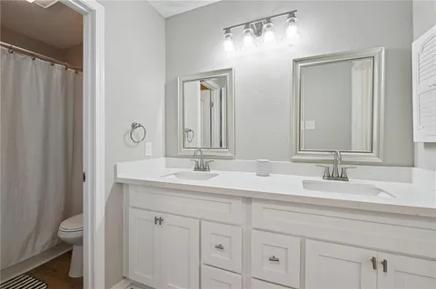 $170,000 | 1012 St Julien Drive, Unit B4, Kenner, LA 70065