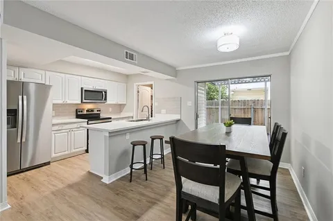 $170,000 | 1012 St Julien Drive, Unit B4, Kenner, LA 70065